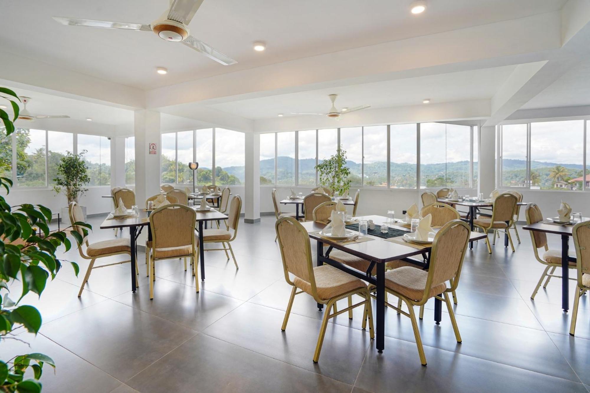 Regent Heights Aparthotel Kandy Luaran gambar